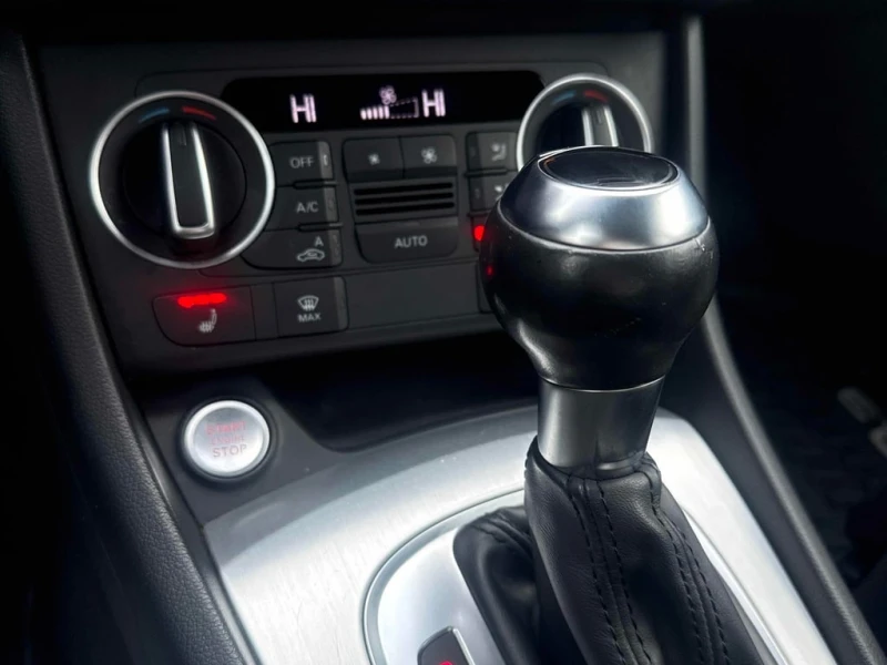 Audi Q3 * CARFAX * ФИНАНСИРАНЕ , снимка 10 - Автомобили и джипове - 53215653