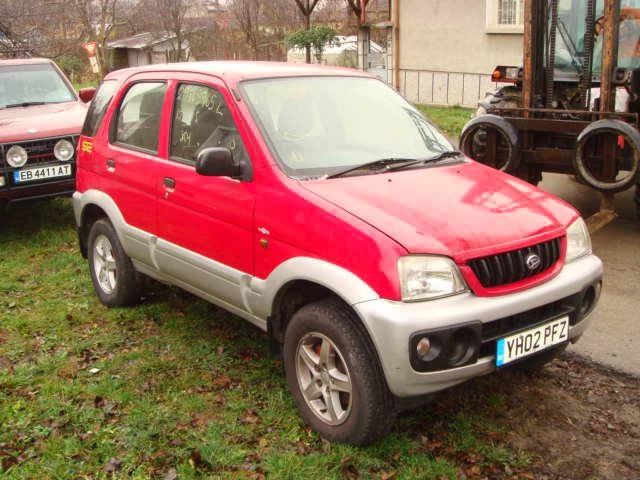 Daihatsu Terios 1.3i, снимка 2 - Автомобили и джипове - 46834022