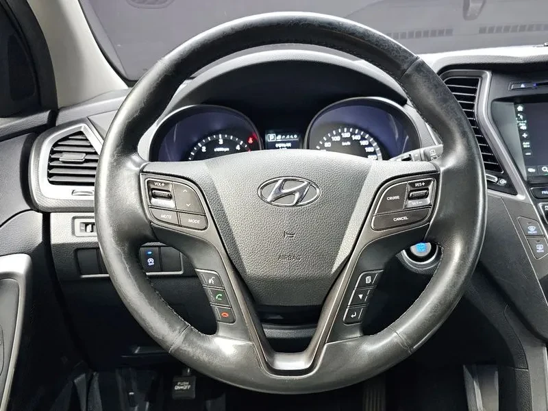Hyundai Santa fe 2.0 2WD PREMIUM, снимка 13 - Автомобили и джипове - 55800794