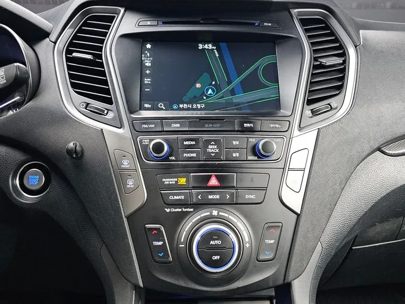 Hyundai Santa fe 2.0 2WD PREMIUM, снимка 14 - Автомобили и джипове - 55800794