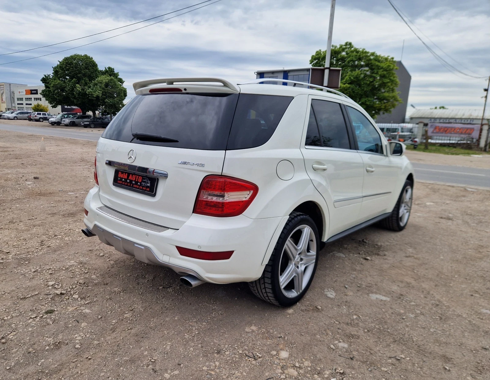 Mercedes-Benz ML 320 Регистриран / AMG-Packet / TV / Лизинг  - изображение 7