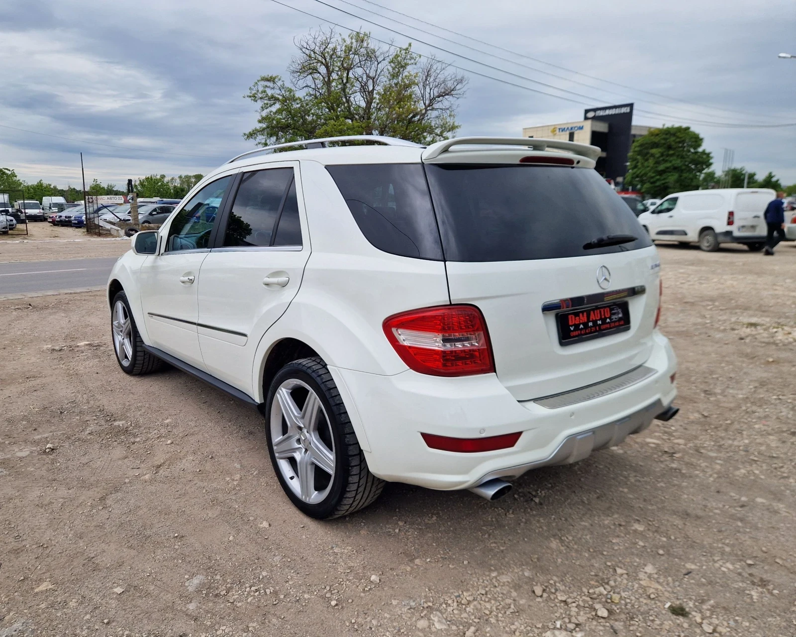 Mercedes-Benz ML 320 Регистриран / AMG-Packet / TV / Лизинг  - изображение 4