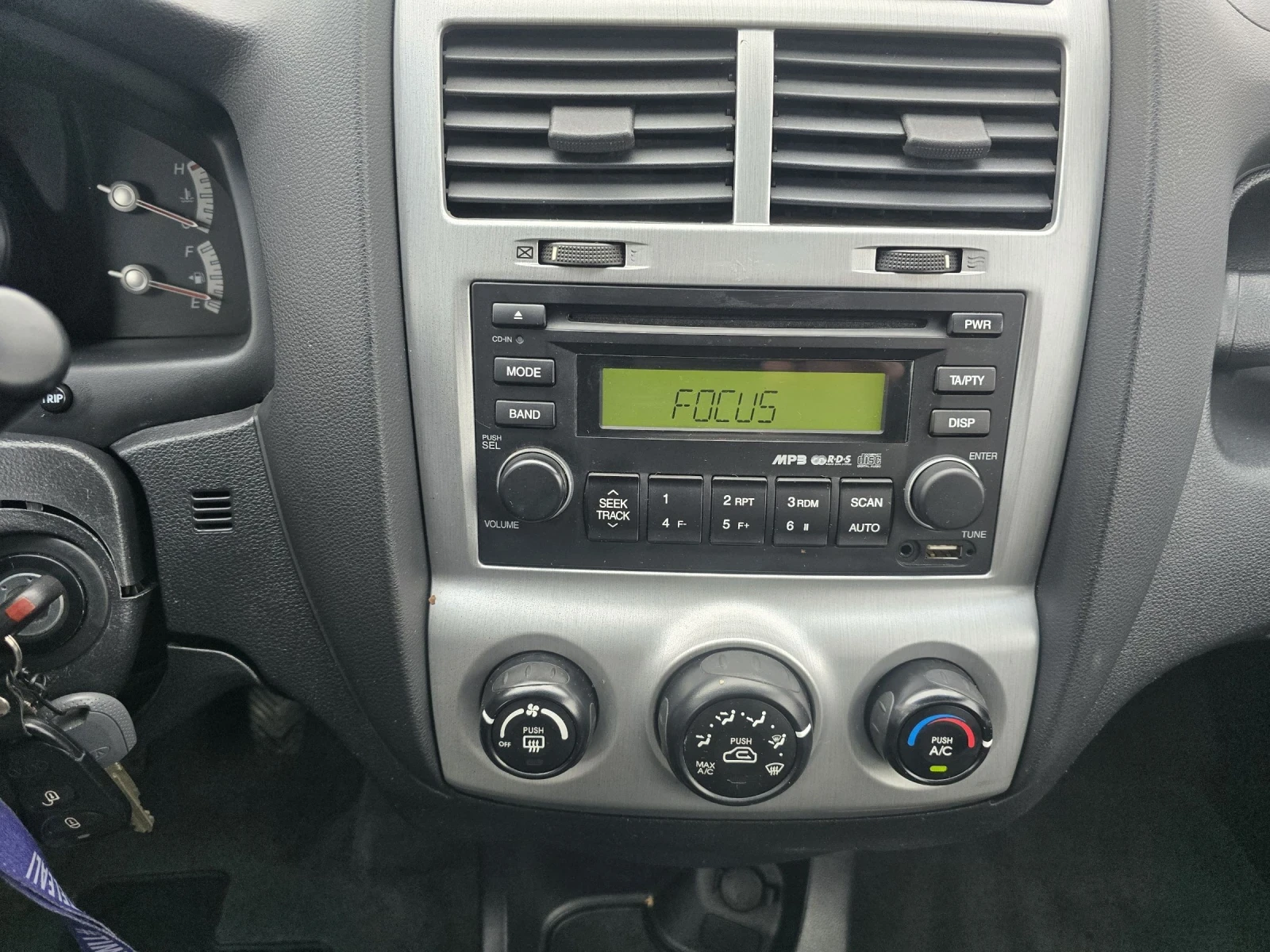 Kia Sportage CRDI 4?4 - изображение 10