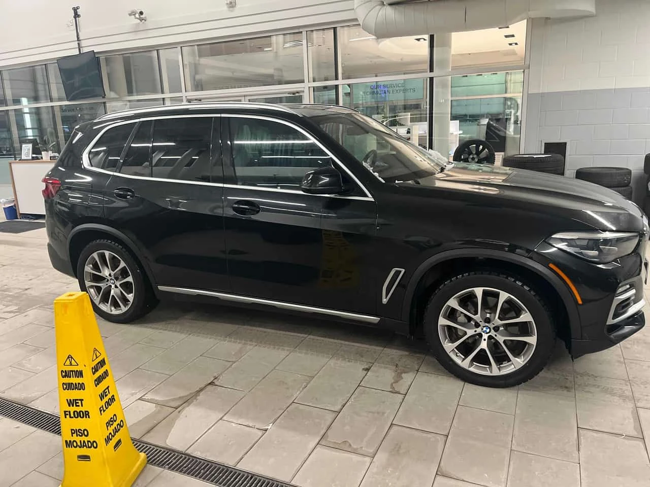 BMW X5 xDrive40i | PANO | HUD | KEYLESS | ПОДГРЕВИ | , снимка 12 - Автомобили и джипове - 53930917