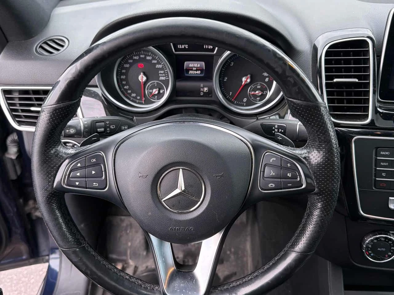 Mercedes-Benz GLE * 350d * CARFAX * ЦЕНА ДО БГ, снимка 13 - Автомобили и джипове - 53997387