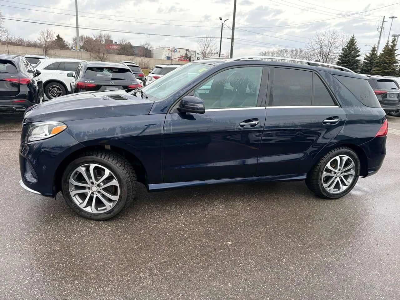 Mercedes-Benz GLE * 350d * CARFAX * ЦЕНА ДО БГ, снимка 2 - Автомобили и джипове - 53997387