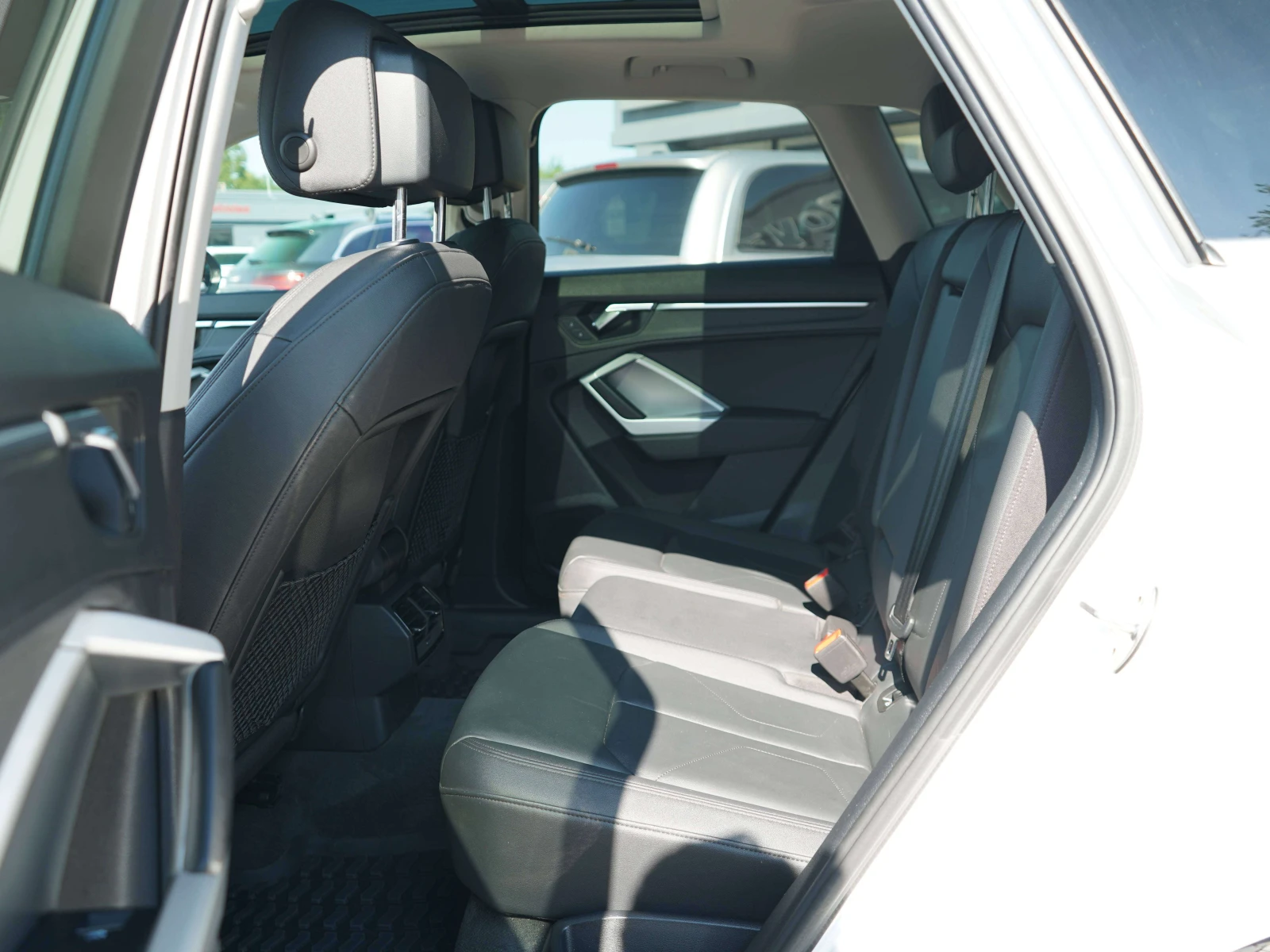 Audi Q3 ЛИЗИНГ, ЦЕНА до БГ, снимка 13 - Автомобили и джипове - 55415910