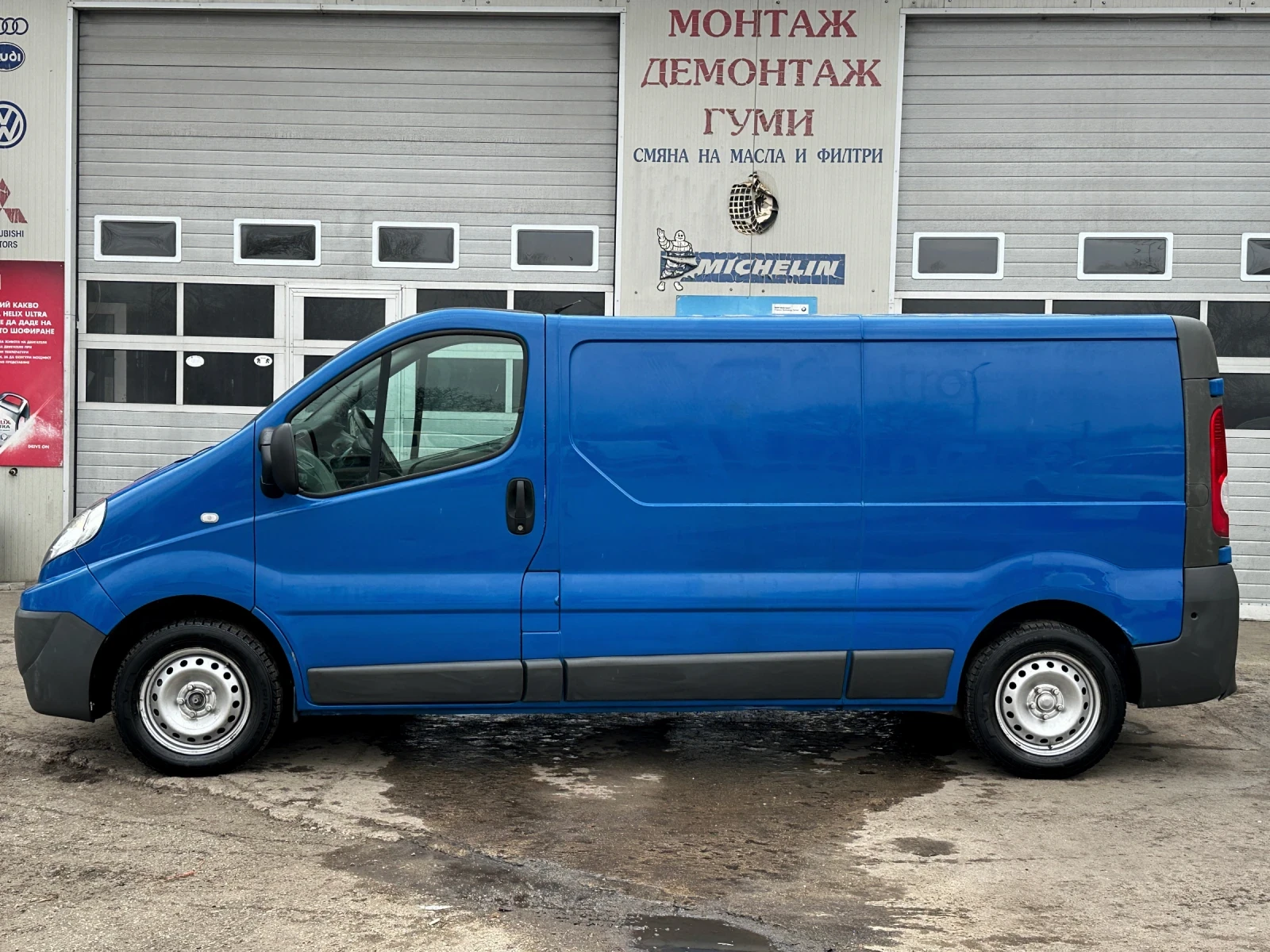 Renault Trafic 2.0dCi* КЛИМА - изображение 3