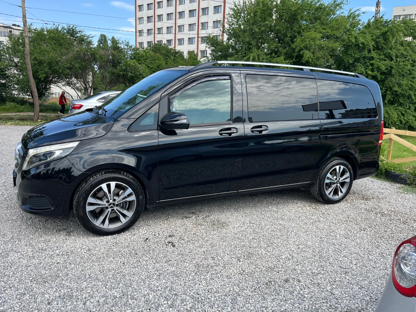 Mercedes-Benz V V250 4Matik, снимка 3 - Бусове и автобуси - 54973122