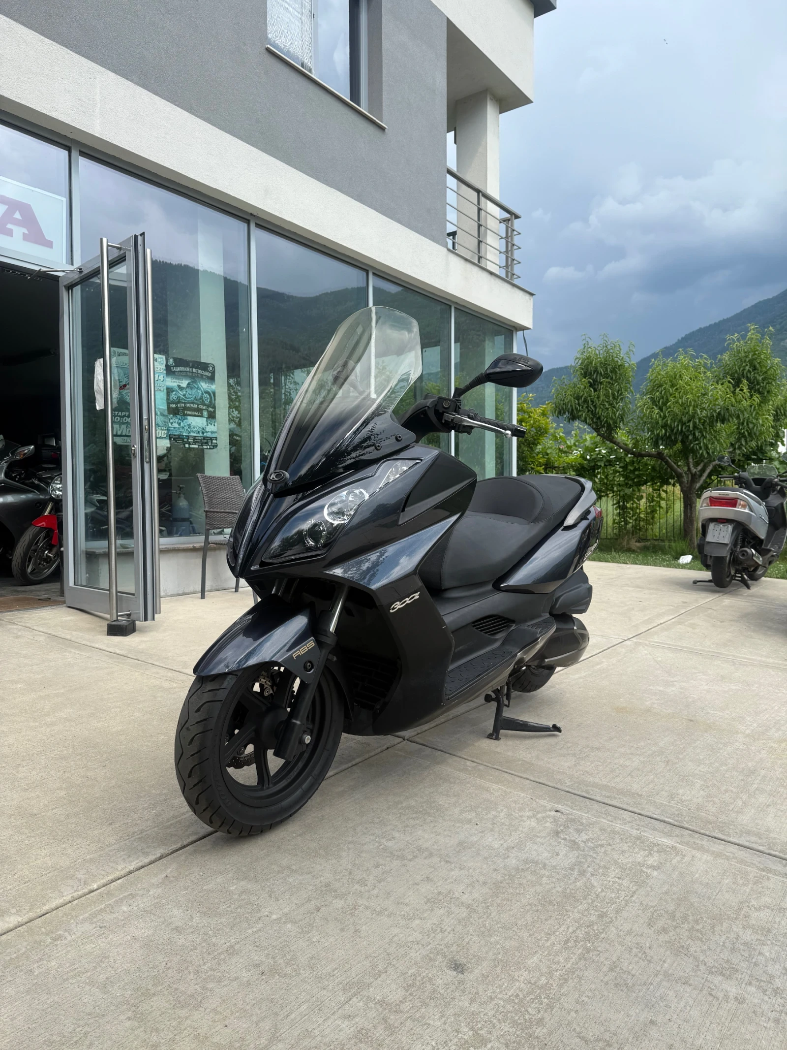 Kymco Downtown ABS 2013 300  - изображение 2