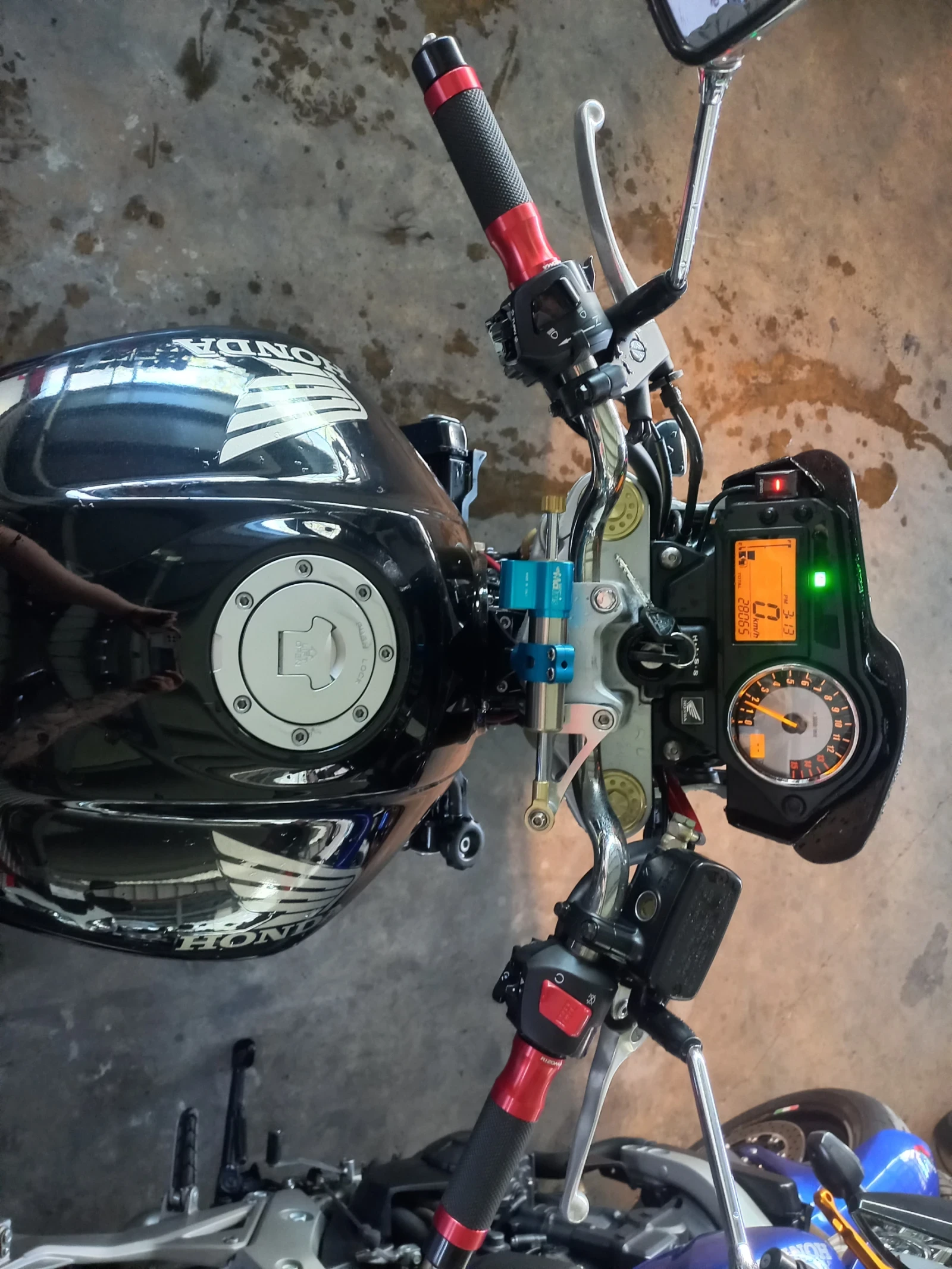 Honda Hornet 600, снимка 9 - Мотоциклети и мототехника - 54304337