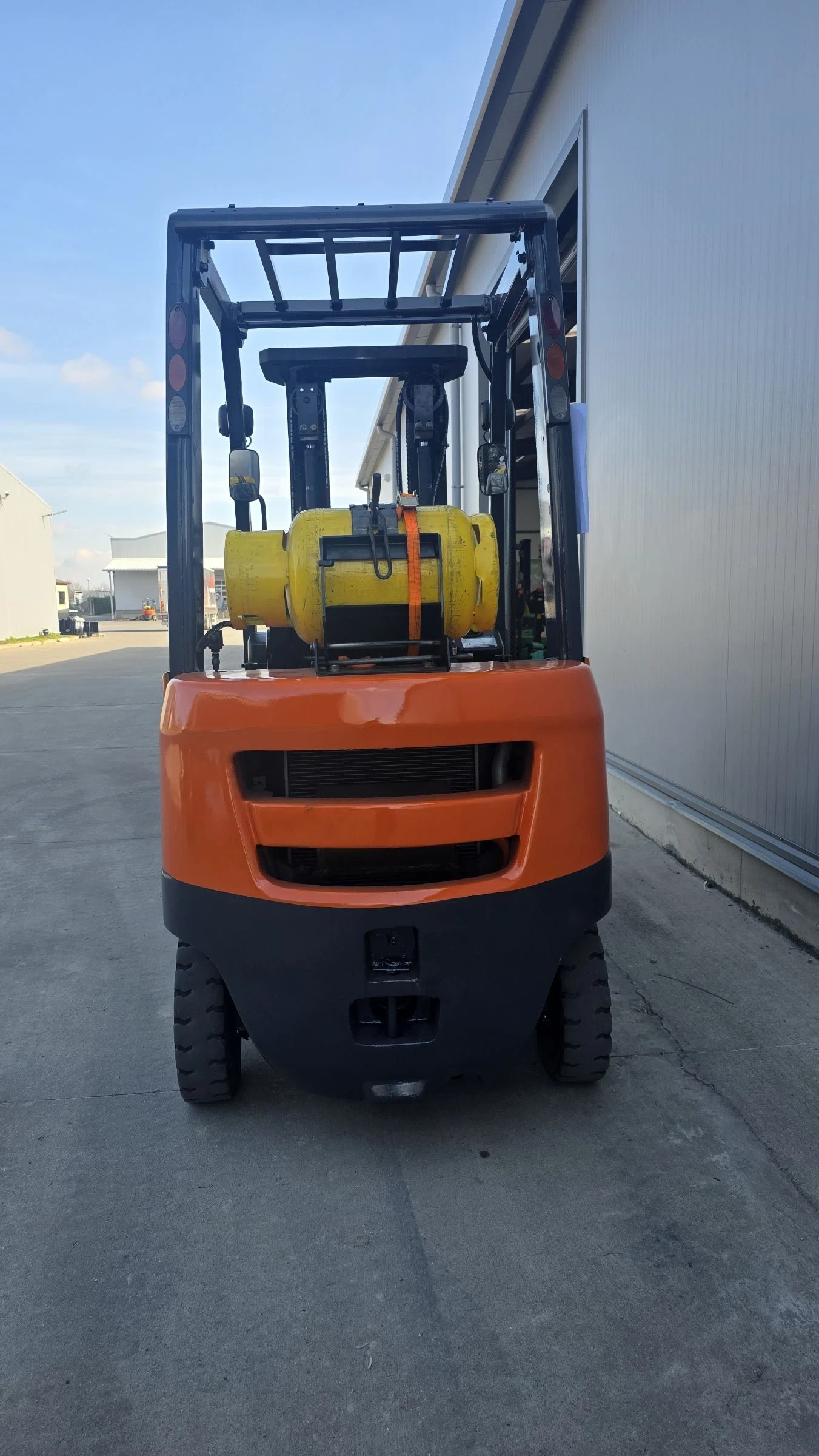 ������� Nissan 1.5 ���� ������� | Mobile.bg � ����������� 3