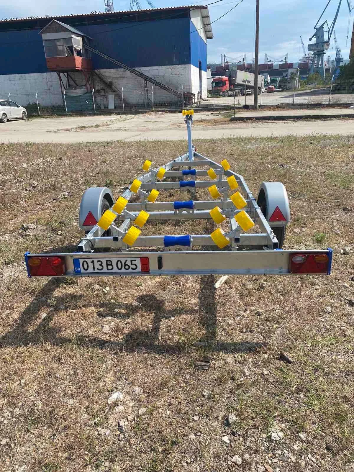 Лодка Quicksilver Flamingo 530, снимка 9 - Воден транспорт - 56337616