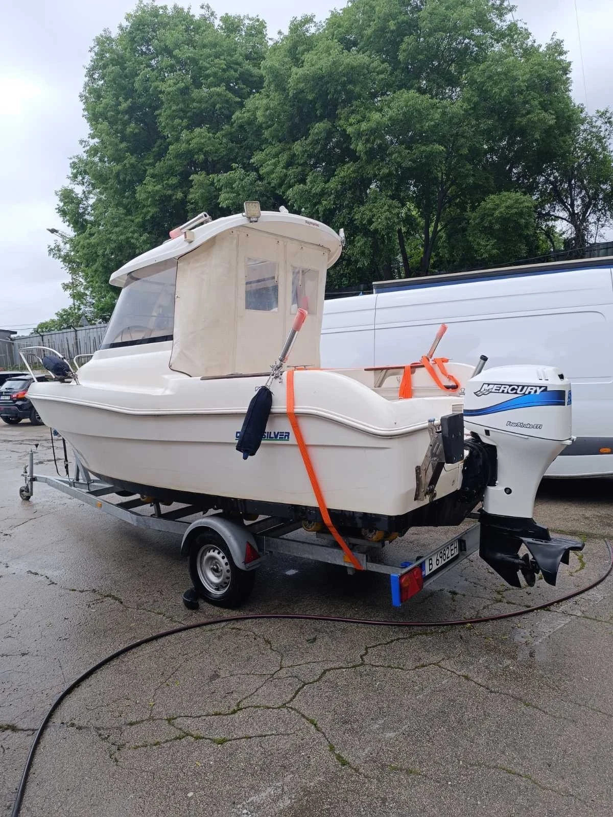 Лодка Quicksilver Flamingo 530
