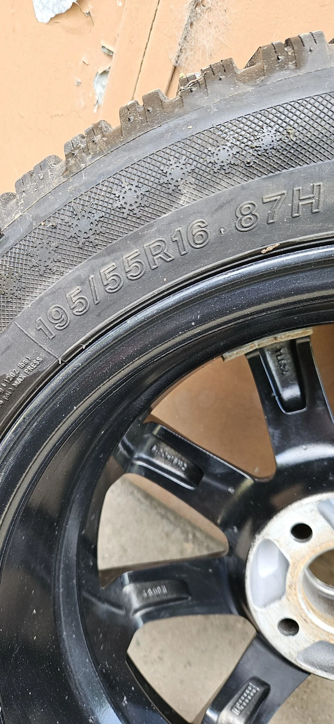 Гуми с джанти Lassa 195/55R16, снимка 7 - Гуми и джанти - 54887420