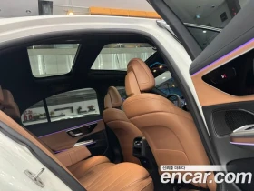 Mercedes-Benz E 200, снимка 17