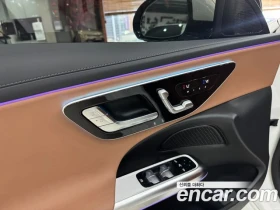 Mercedes-Benz E 200, снимка 11