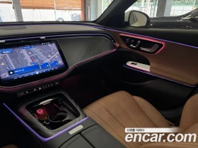 Mercedes-Benz E 200, снимка 13