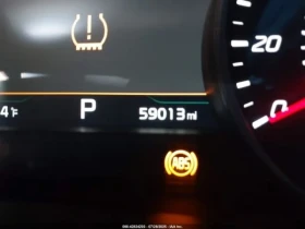 Kia Stinger PREMIUM - 29000 лв. - 32396083 14