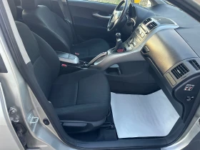 Toyota Auris 1.6//KEYLESS GO//124ps//KLIMATRONIK, снимка 13