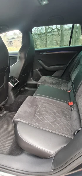 Skoda Superb, снимка 11 - Автомобили и джипове - 53602682