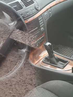Mercedes-Benz E 200 - 2600 € / 5085.16 лв. - 38569354 4