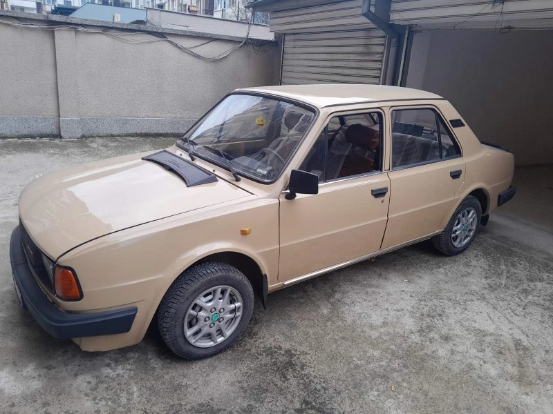 Skoda 105, снимка 13 - Автомобили и джипове - 47185377