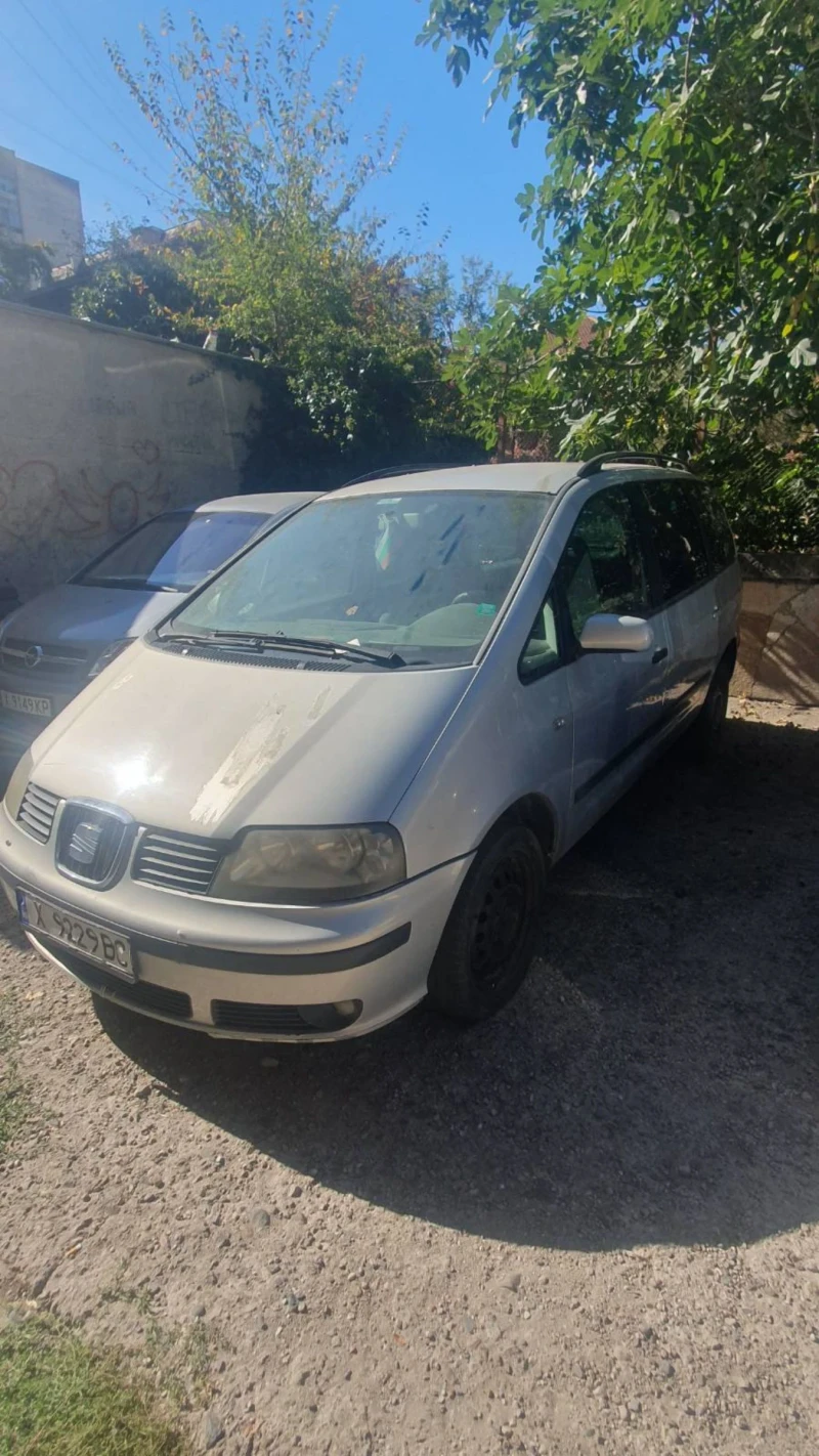 Seat Alhambra, снимка 2 - Автомобили и джипове - 47677546