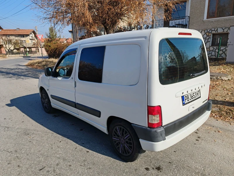 Peugeot Partner 1.6HDI, снимка 7 - Автомобили и джипове - 47910873