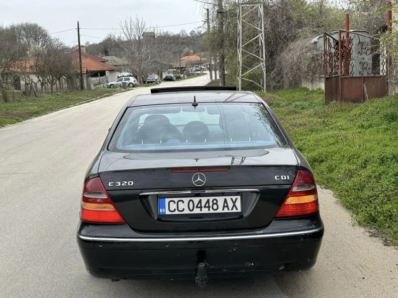 Mercedes-Benz E 320 v6 7g air harman logic, снимка 16 - Автомобили и джипове - 49118414