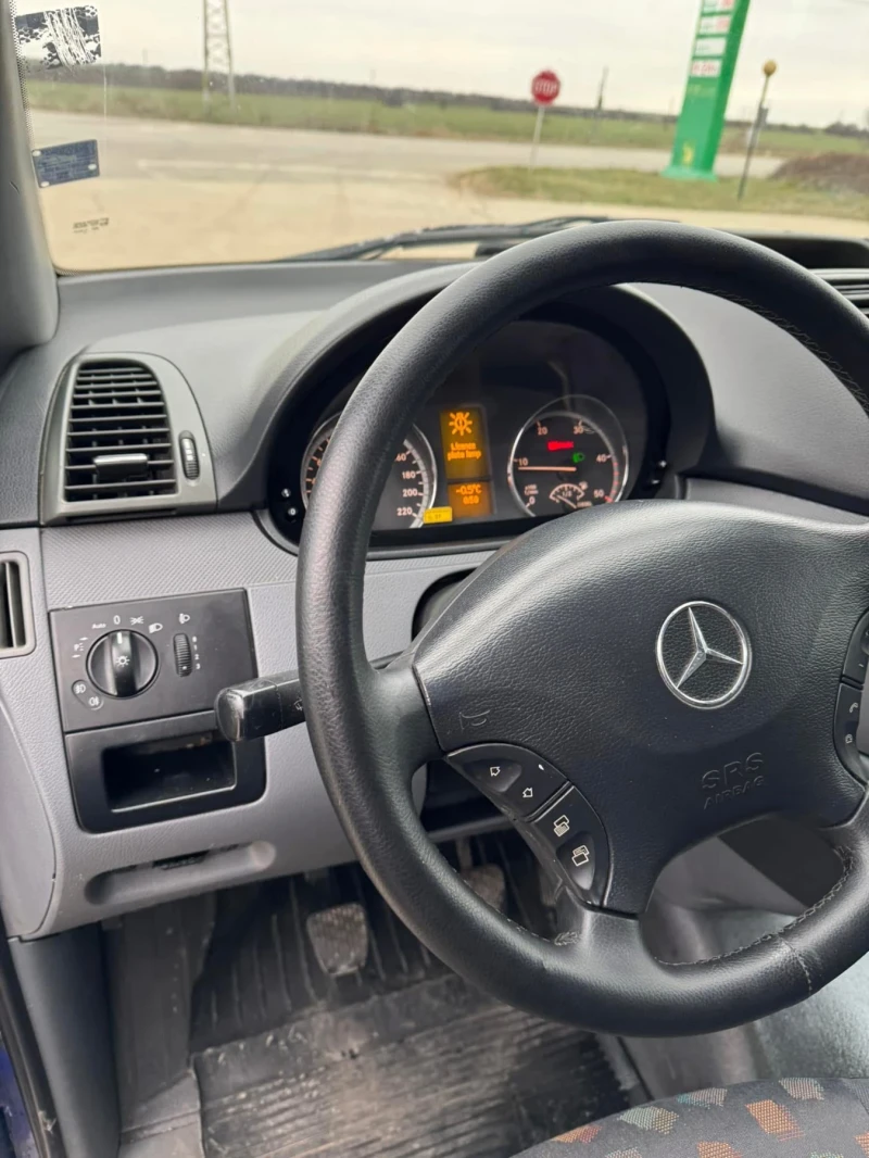 Mercedes-Benz 111, снимка 2 - Автомобили и джипове - 49151574