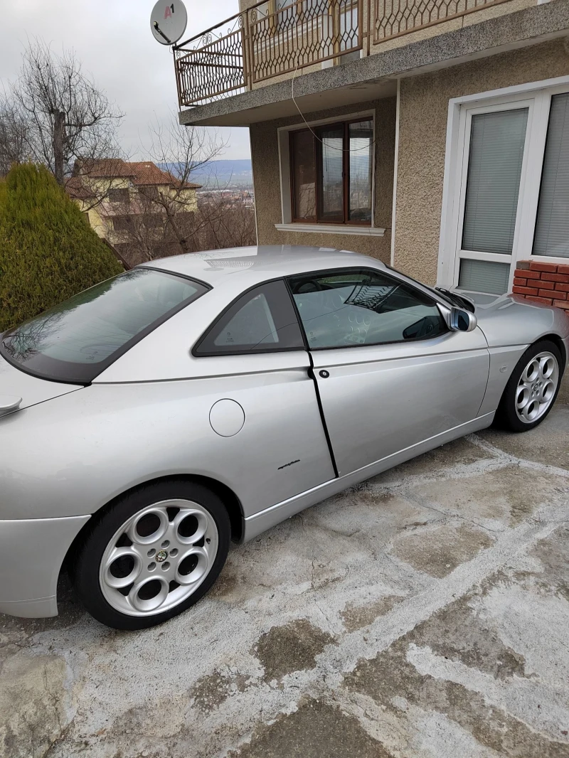 Alfa Romeo Gtv, снимка 3 - Автомобили и джипове - 49524269