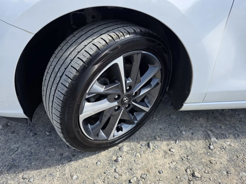 Hyundai I30 1.0 i Turbo 120k.c , снимка 15 - Автомобили и джипове - 51909091