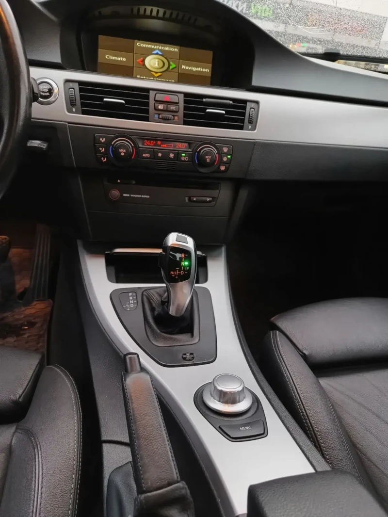 BMW 325 218 p.s, Aut, Sport, снимка 16 - Автомобили и джипове - 52660631