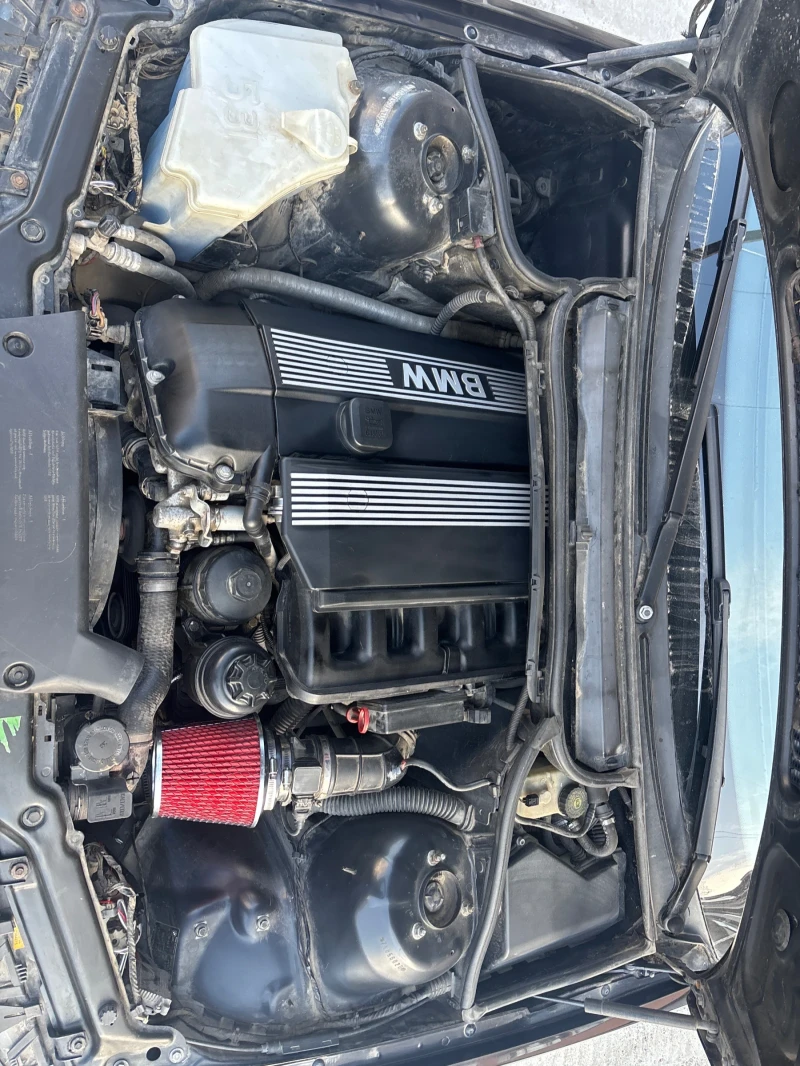 BMW 320, снимка 13 - Автомобили и джипове - 52957933