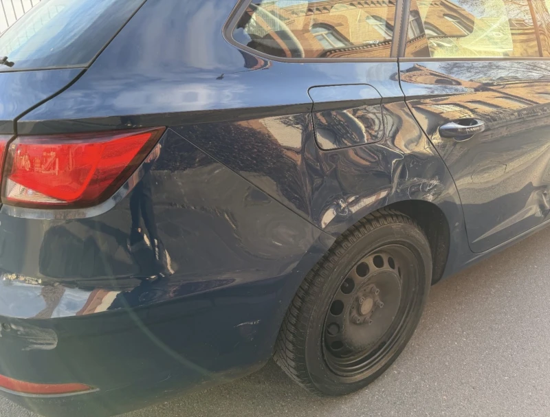 Seat Leon 1.4 TGI, снимка 15 - Автомобили и джипове - 53363840