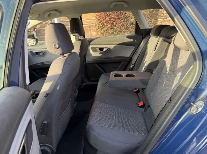 Seat Leon 1.4 TGI, снимка 14 - Автомобили и джипове - 53363840