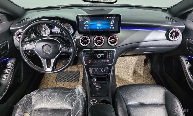 Mercedes-Benz CLA 200, снимка 7 - Автомобили и джипове - 53515521