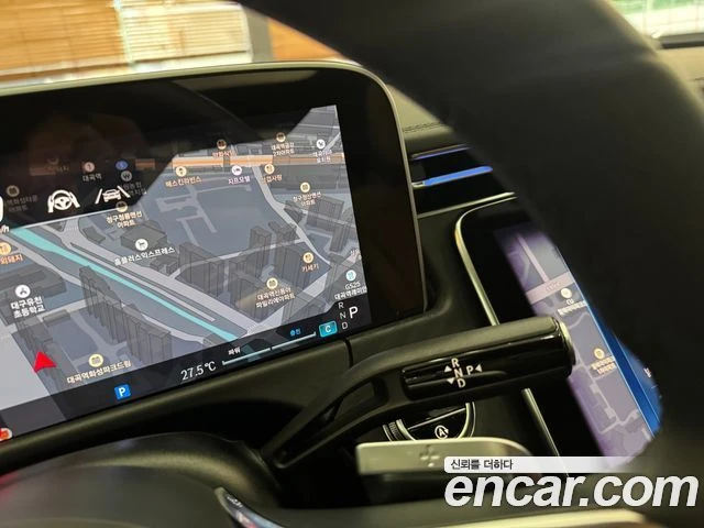 Mercedes-Benz E 200, снимка 8 - Автомобили и джипове - 56077572