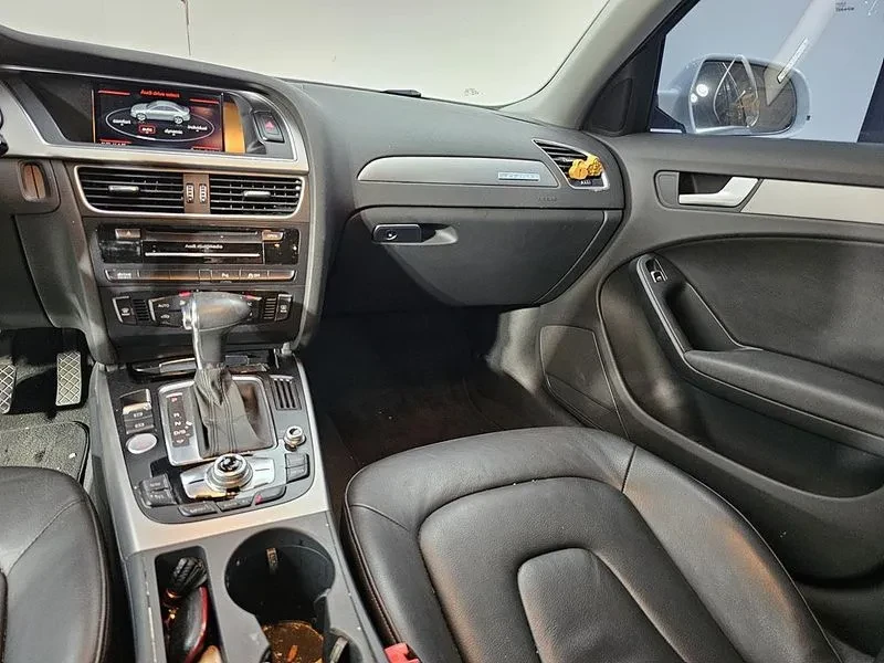 Audi A4 20TFSI QUATTRO, снимка 9 - Автомобили и джипове - 56159038
