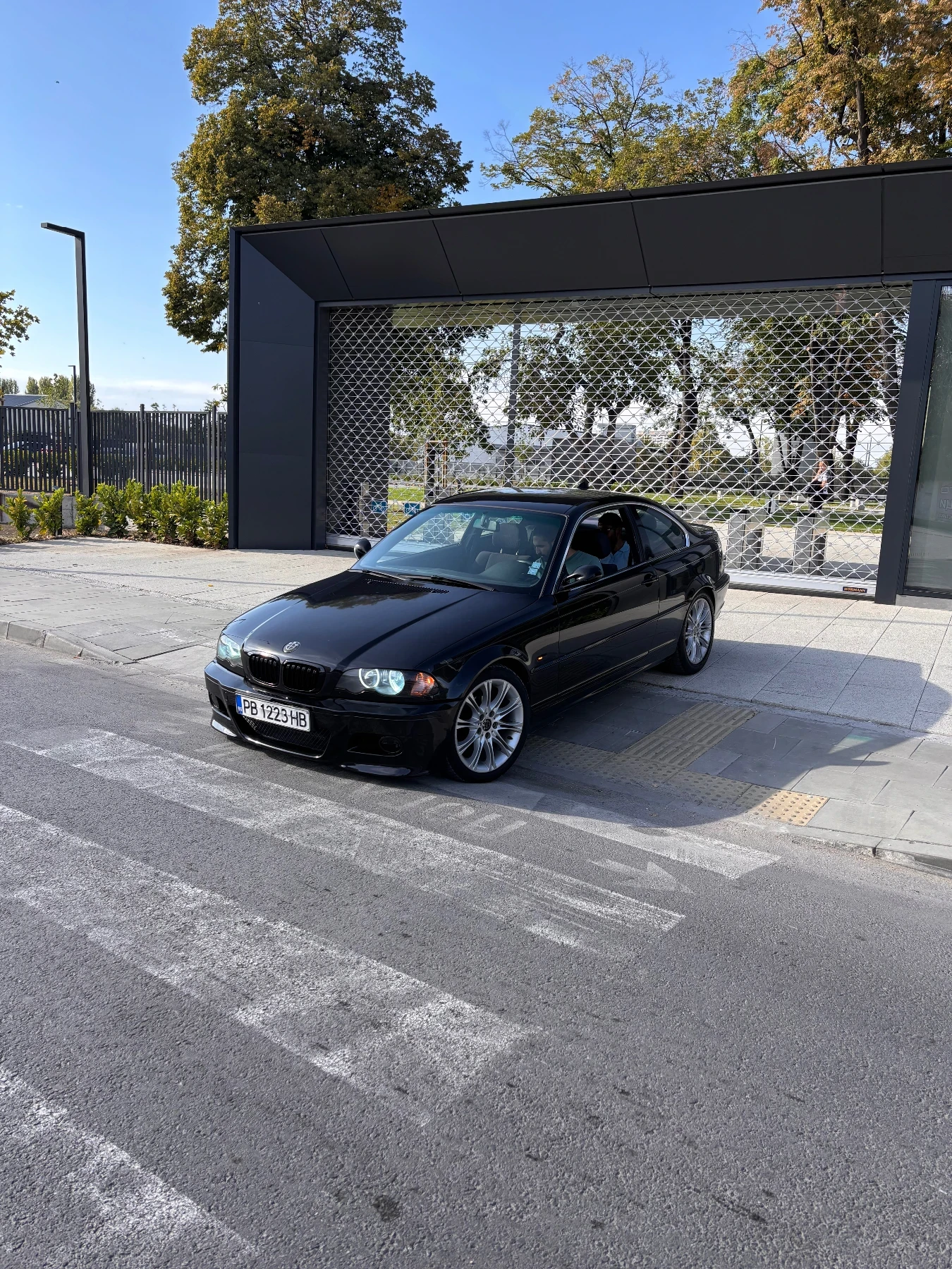 BMW 320, снимка 1