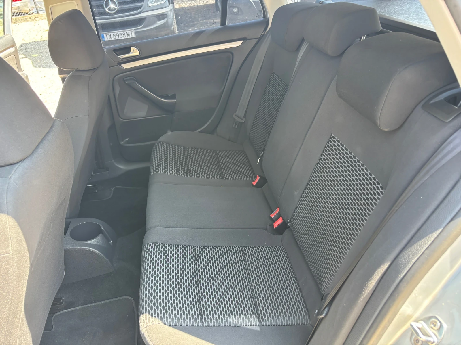 VW Golf 1.6 TDI | Mobile.bg � ����������� 10