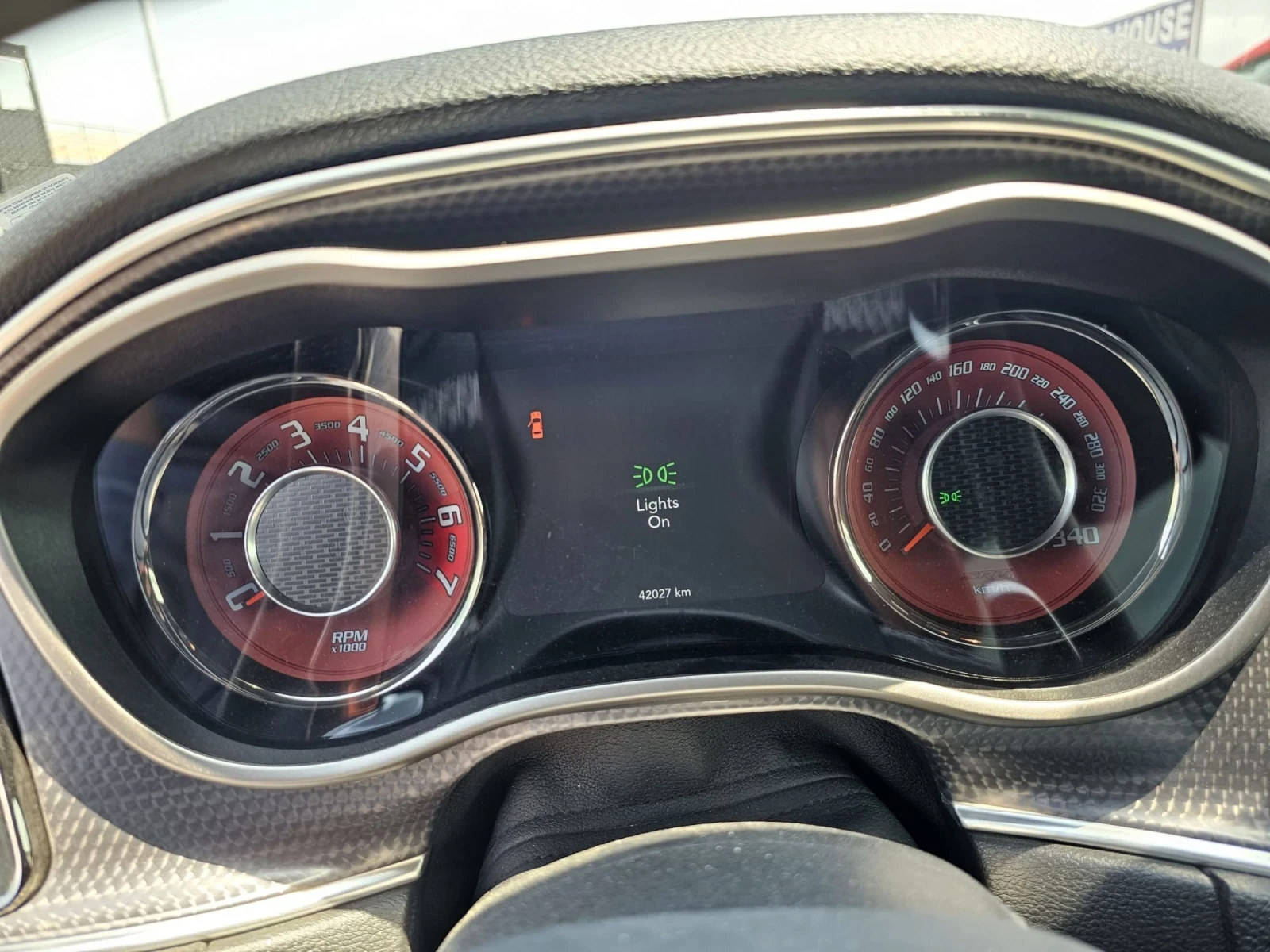 Dodge Challenger  - изображение 9