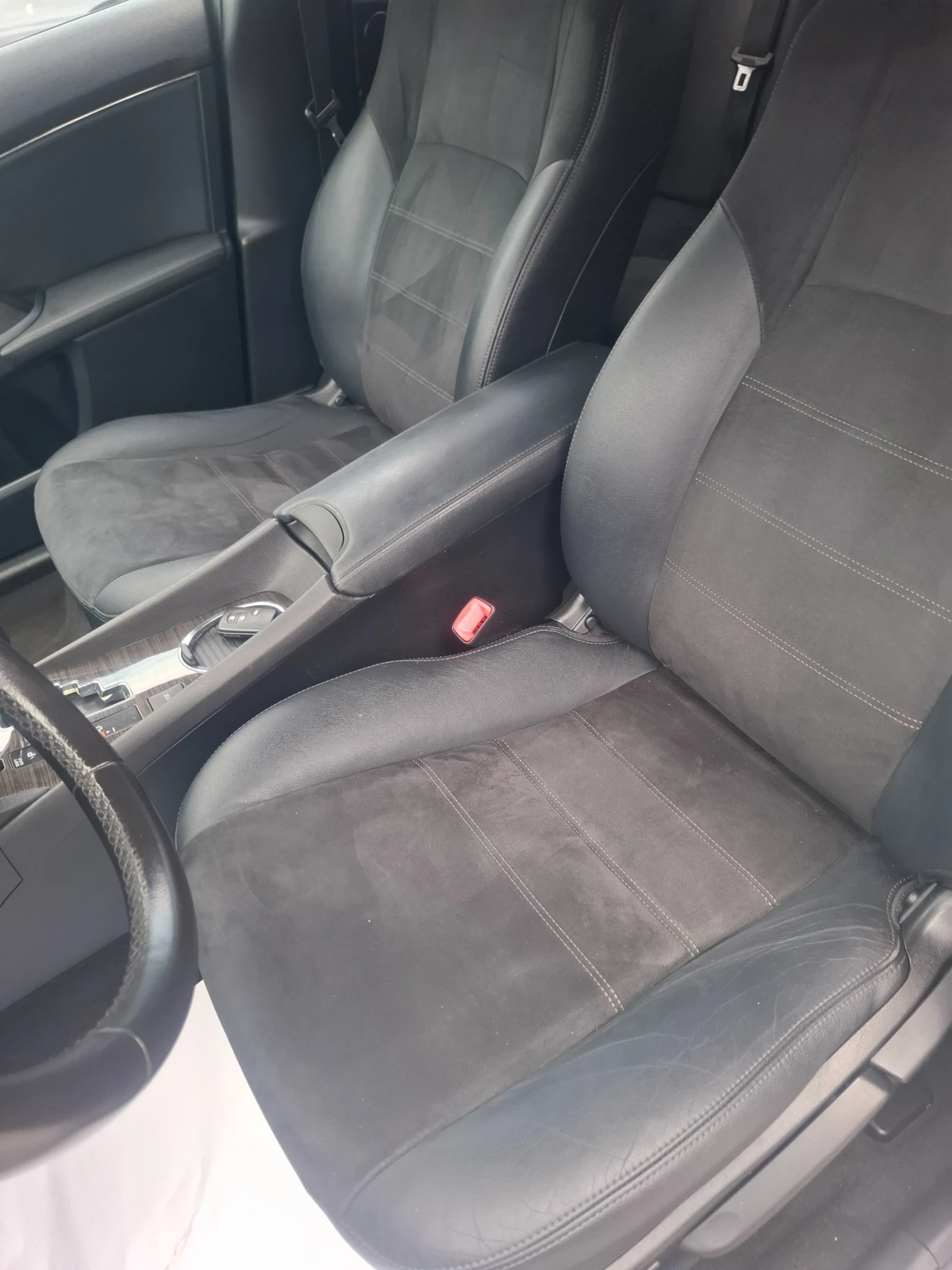 Toyota Avensis 2.2D avtomat face - изображение 10