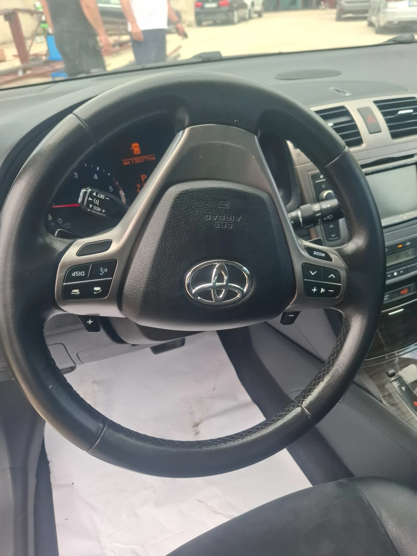 Toyota Avensis 2.2D avtomat face - изображение 7