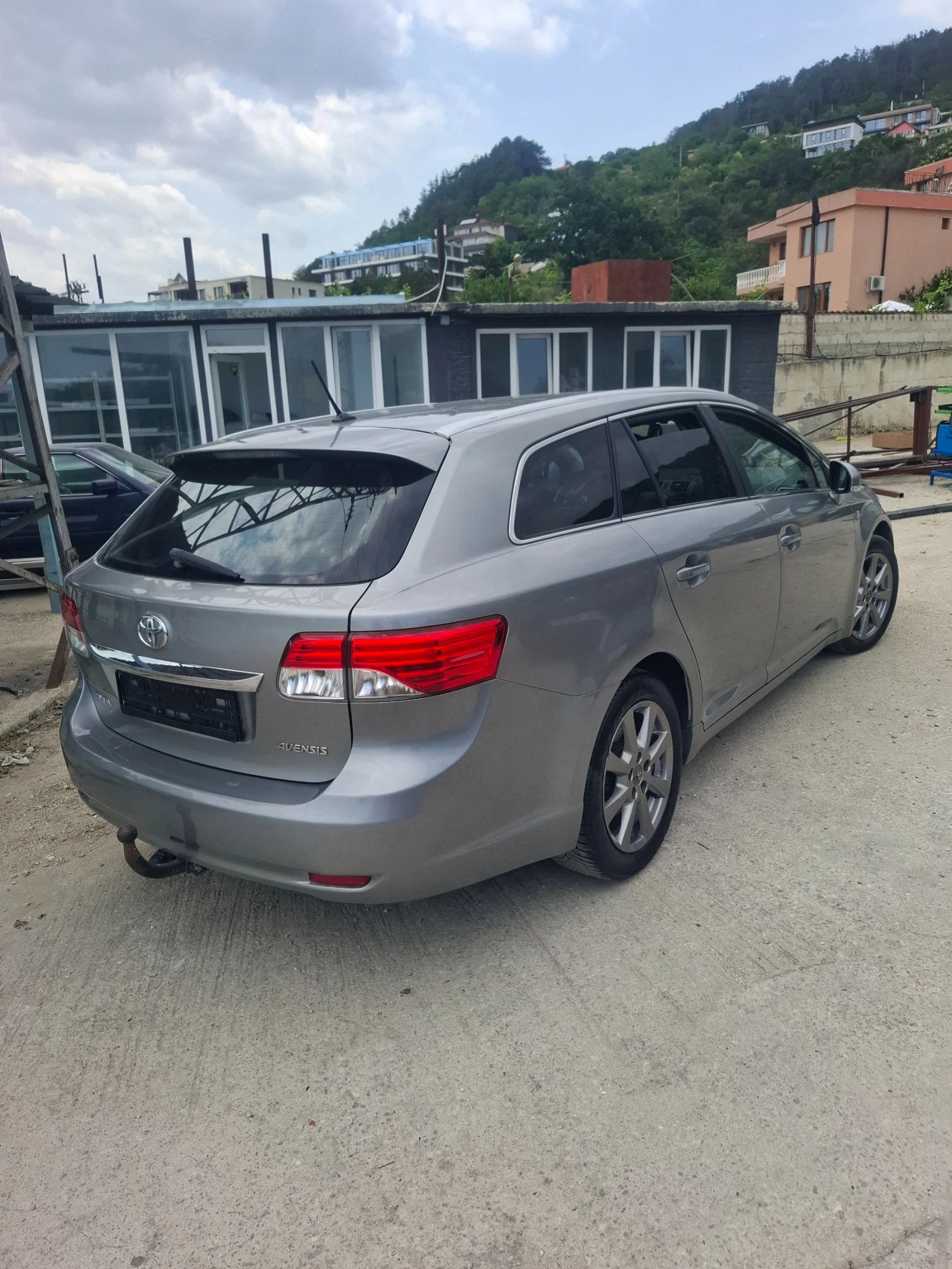 Toyota Avensis 2.2D avtomat face - изображение 4
