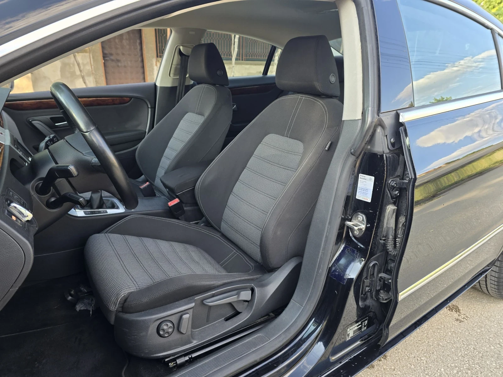 VW CC 2.0TDI 140к.с 6 скорости Топ състояние  - изображение 9