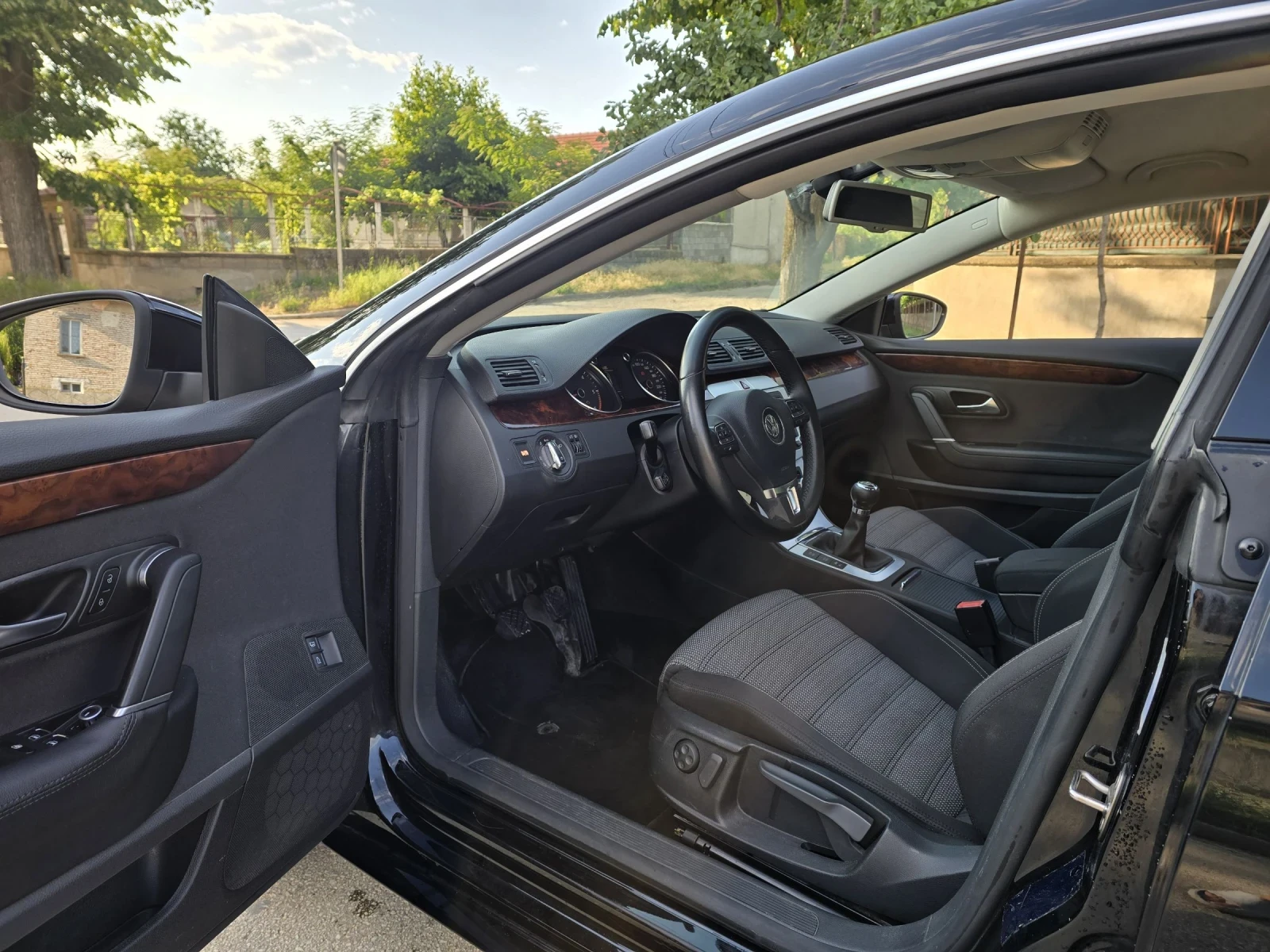 VW CC 2.0TDI 140к.с 6 скорости Топ състояние  - изображение 10