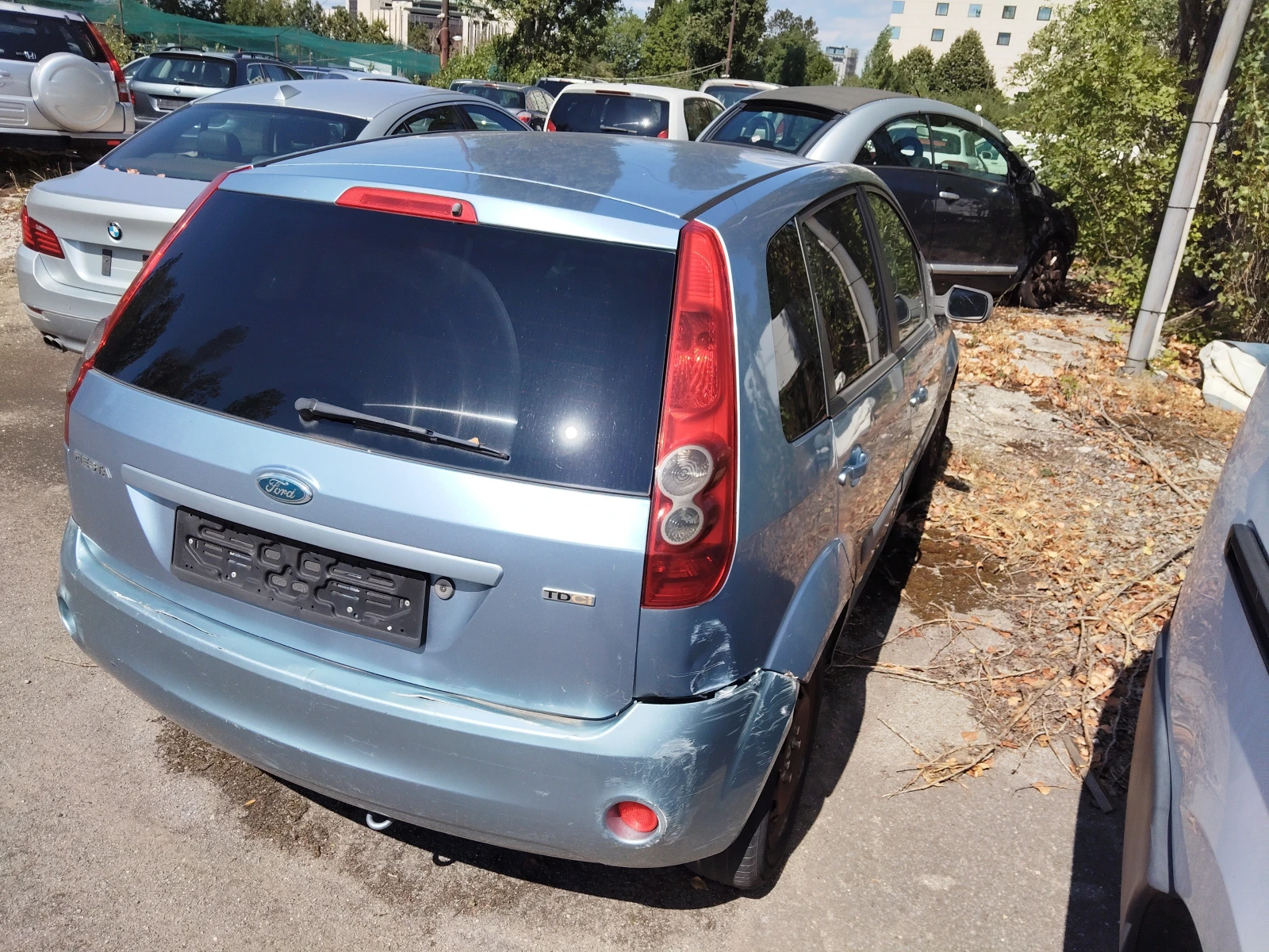 Ford Fiesta 1, 4d 68ps KLIMA - изображение 4