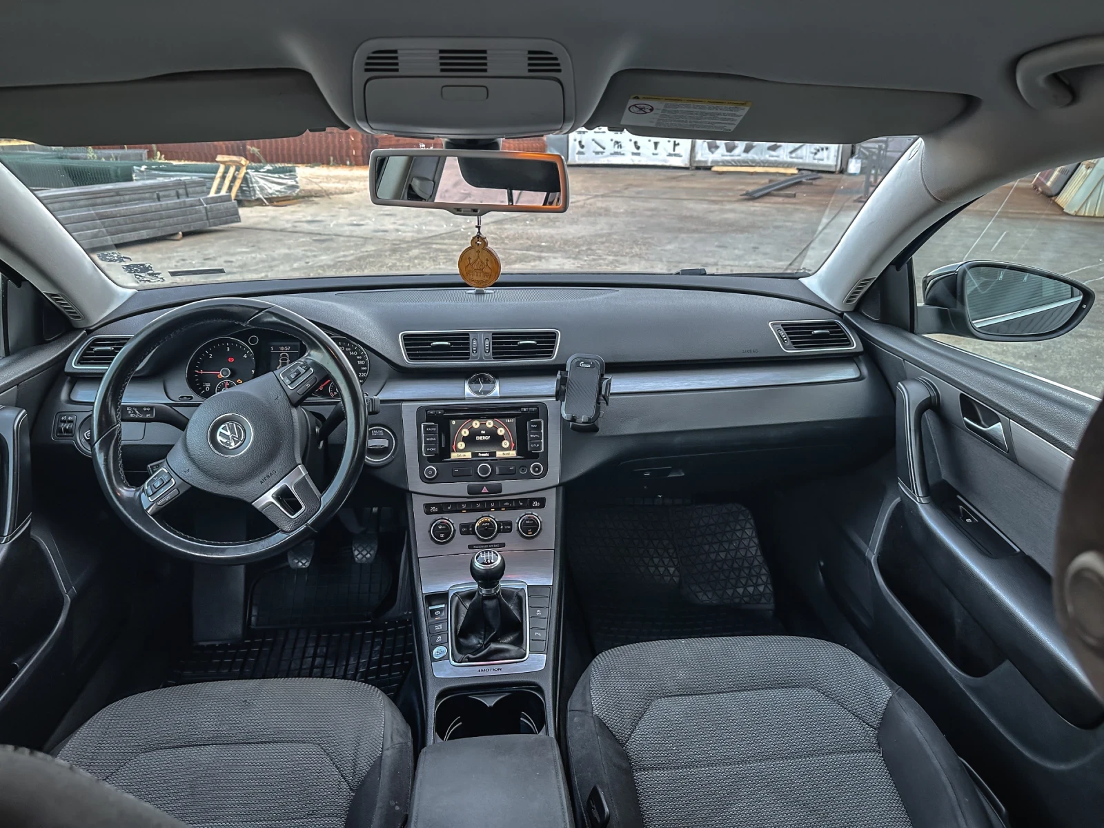 VW Passat 4x4* Keyless* Start&Stop - изображение 7